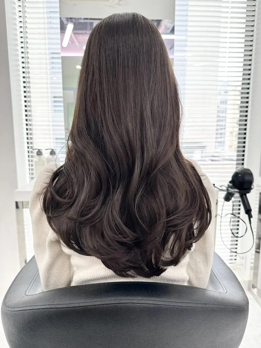 カラー *銀座アカデミー🤍 トレンドヘアモデルのヘアスタイル