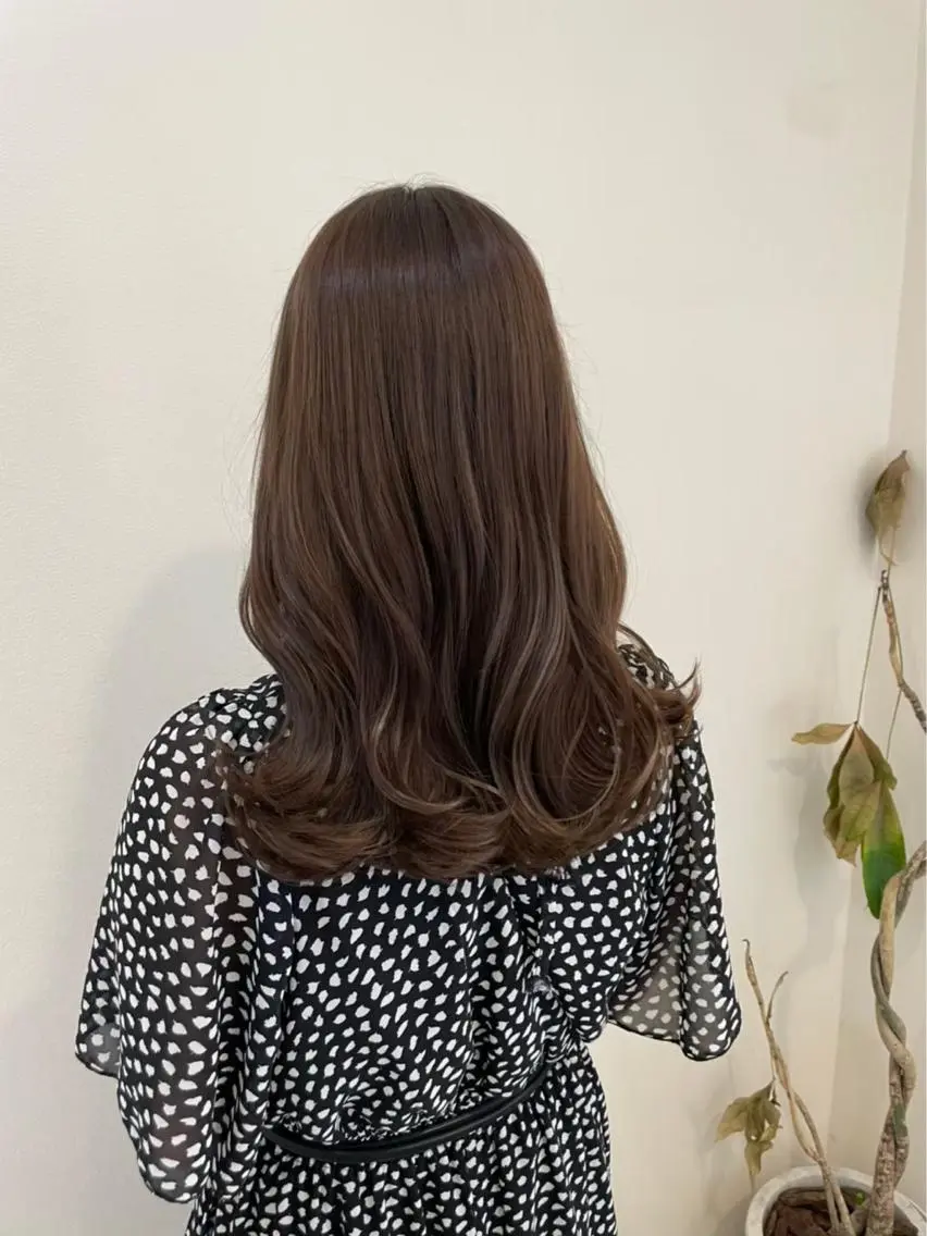 ロング カラー ブリーチ ケアブリーチ ダブルカラー イヤリングカラー ハイライトカラー 神戸ボブ✂️ ioe三宮/田 伸佳のヘアスタイル