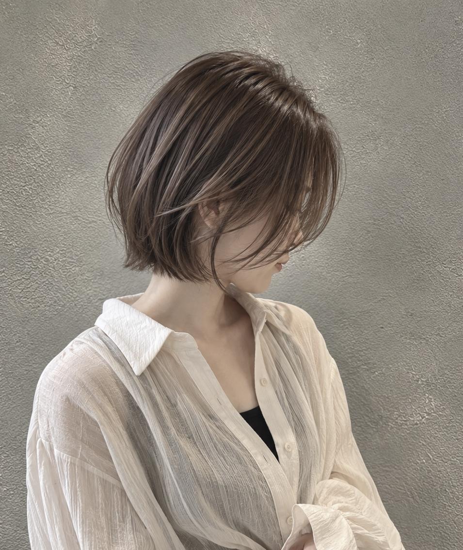 ショート カラー ショートボブ 丸みショート アッシュ ベージュカラー 透明感カラー 脇田 麗乃のヘアスタイル