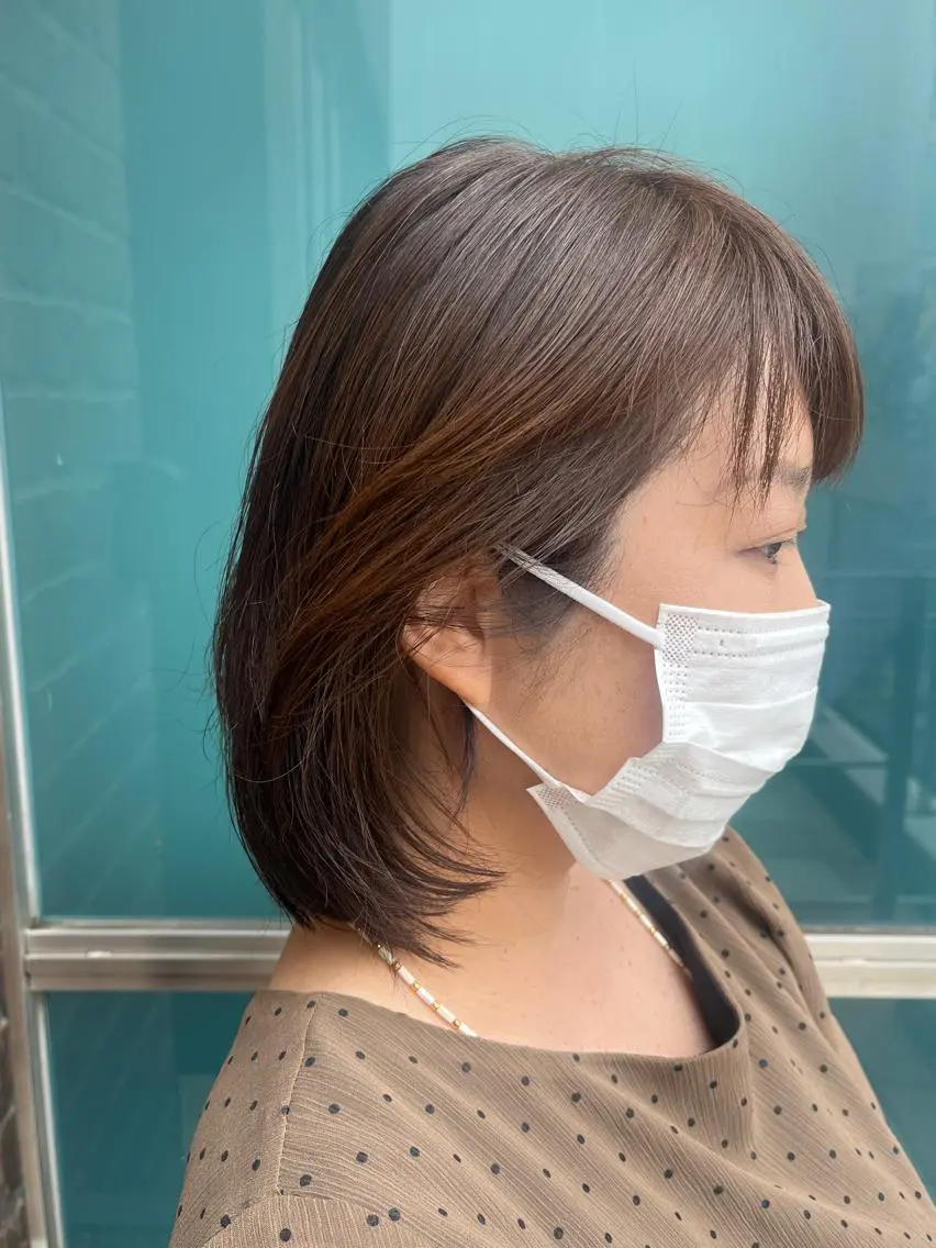 ミディアム カラー パーマ ヘアアレンジ メンズ キッズ ネイル マツエク・マツパ アイブロウ ミディアムパーマ メンズパーマ ブラウンカラー ケアカラー 透明感カラー 久木原 ゆりのヘアスタイル