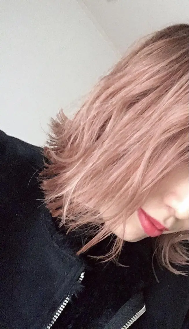ショート カラー YAP！HAIR トコツメアヤノのヘアスタイル