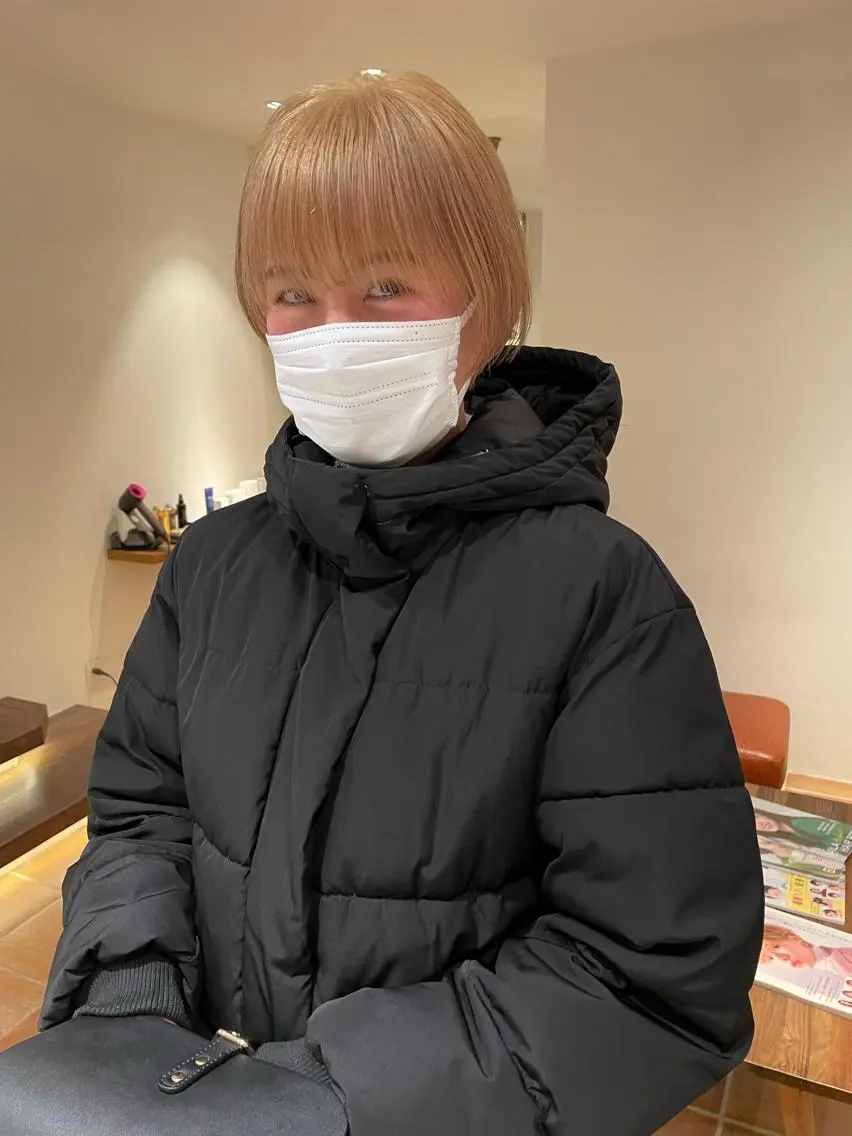 ショート カラー ブリーチ 抜きっぱなしブロンド ブロンド ヘアカラー トリートメント ボブ/レイヤー/ケア パーマ/リュウタのヘアスタイル