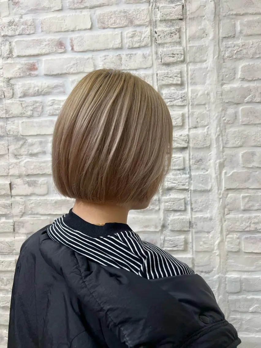 ショート カラー カット ヘアカラー トリートメント 池本 勇大のヘアスタイル