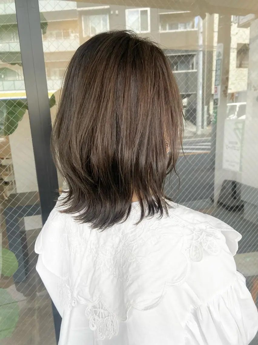 ミディアム カラー 柏韓国ヘア 白石芽衣のヘアスタイル