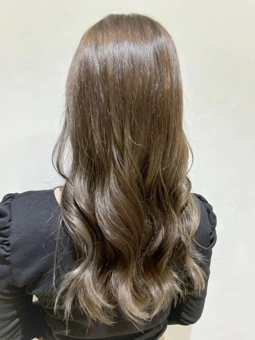 セミロング 髪質改善お任せ ください♪ひとみのヘアスタイル
