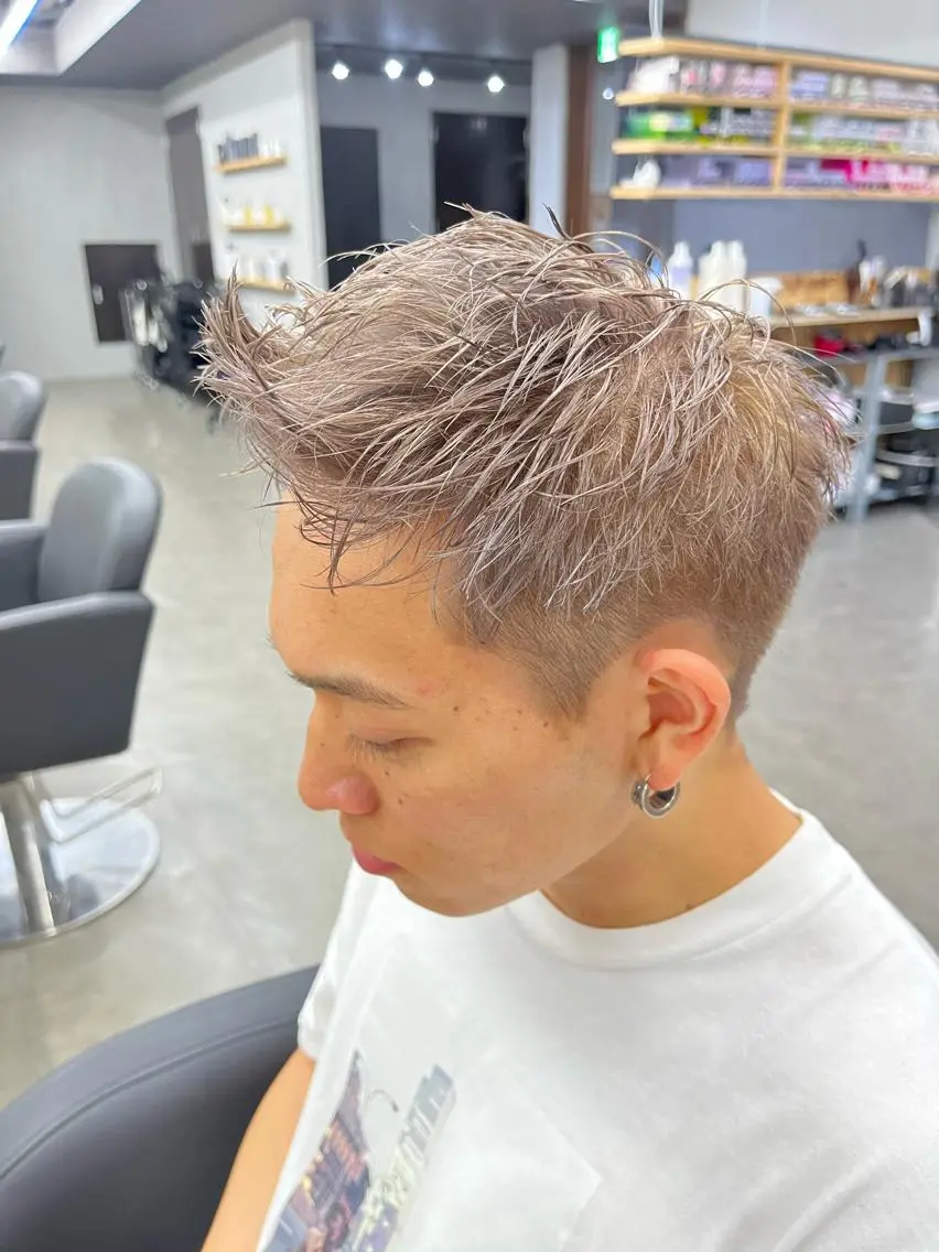 カラー メンズ メンズブリーチ ベージュカラー ブリーチ カット ヘアカラー トリートメント メンズ支持率NO.1 マサキのヘアスタイル