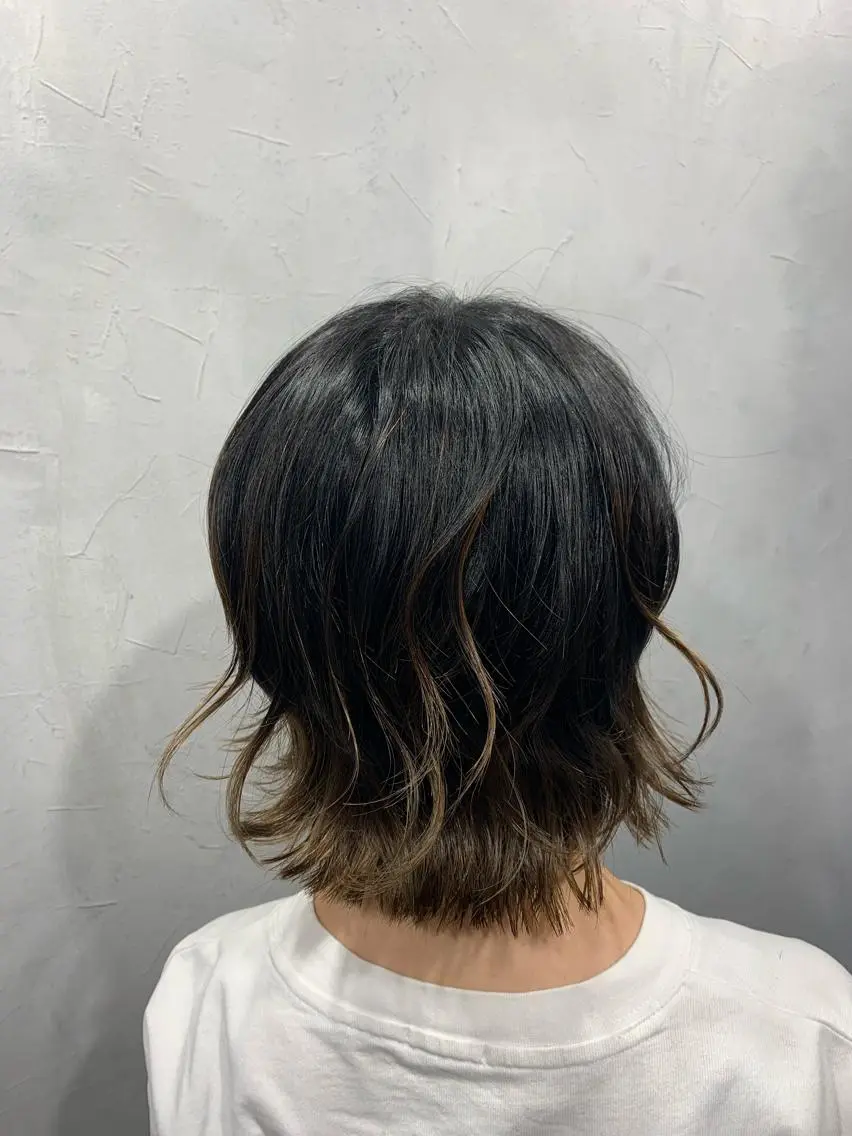 ショート カラー カット ヘアカラー 江畑 匠 新宿三丁目 徒歩30秒⭐️のヘアスタイル