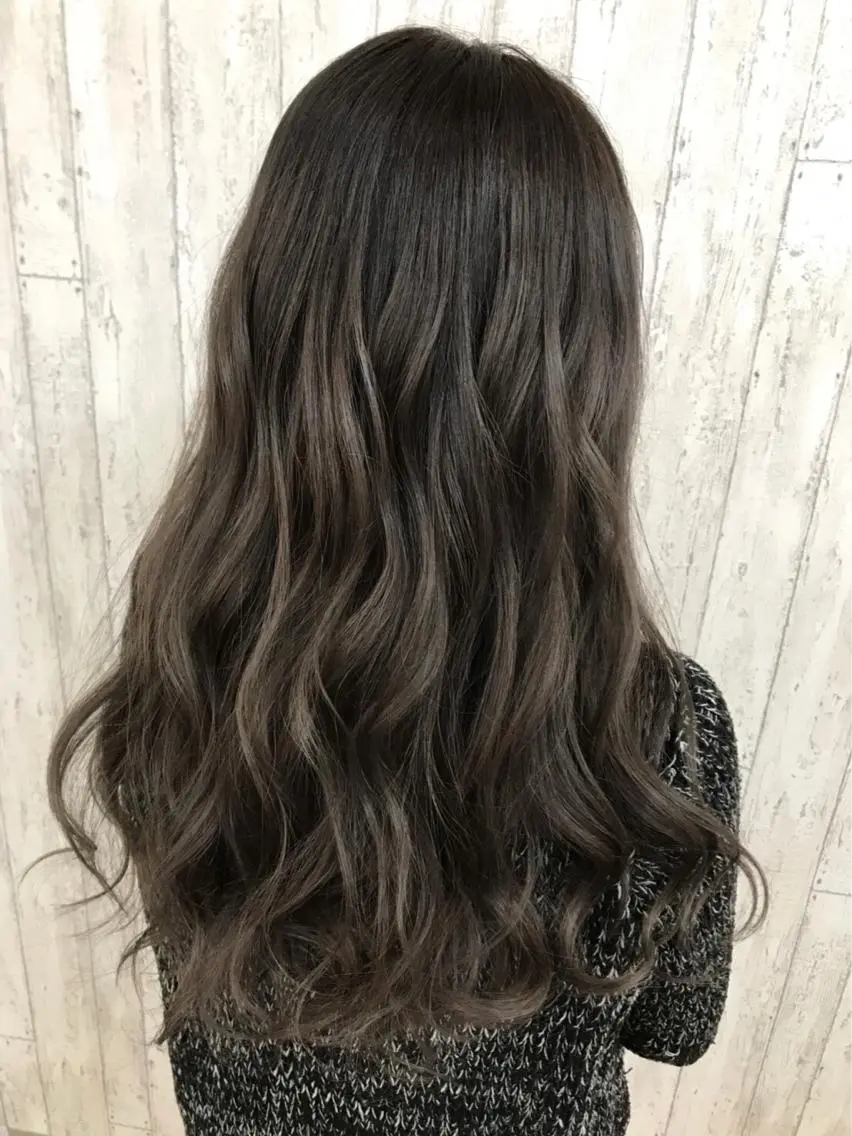 ロング カラー アディクシーカラー ハイライトカラー ハイライト ヘアカラー kazufumi ..のヘアスタイル