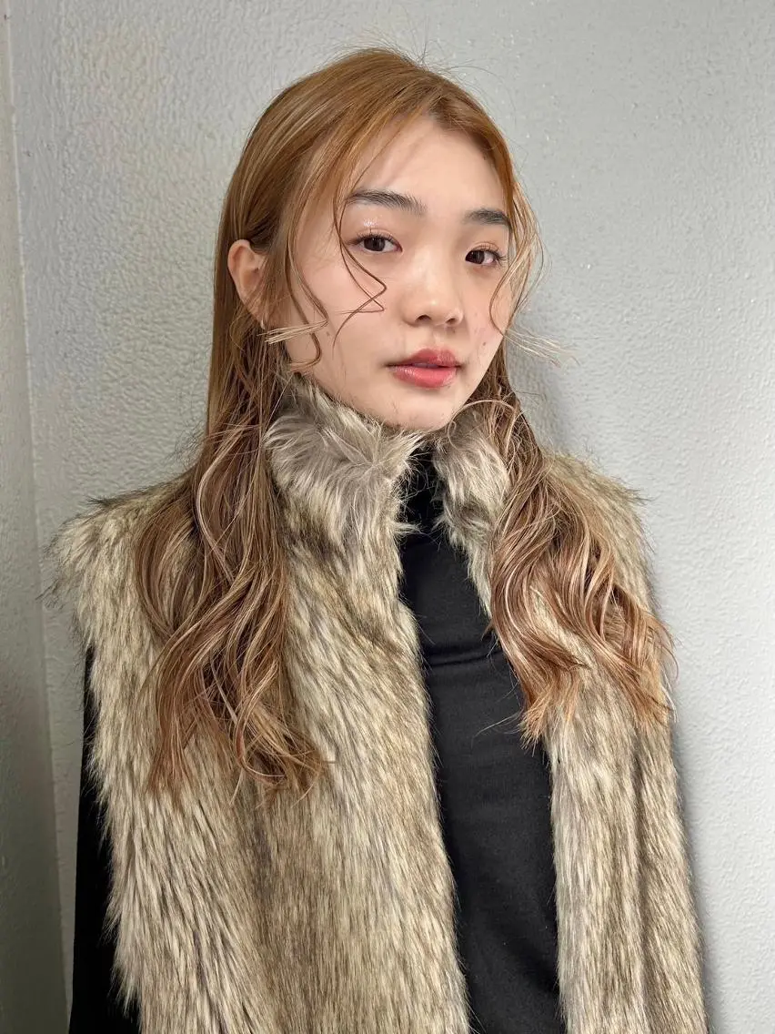 カラー パーマ ロング カット パーマ トリートメント 🌼U24 ヘアデザインラボのヘアスタイル