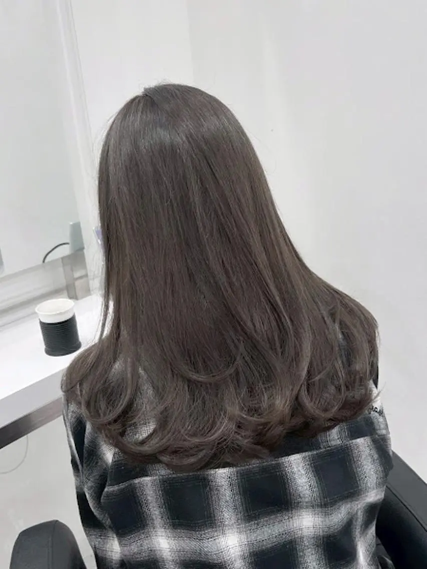 カラー 🪞【公式】表参道 🪞knot🪞のヘアスタイル