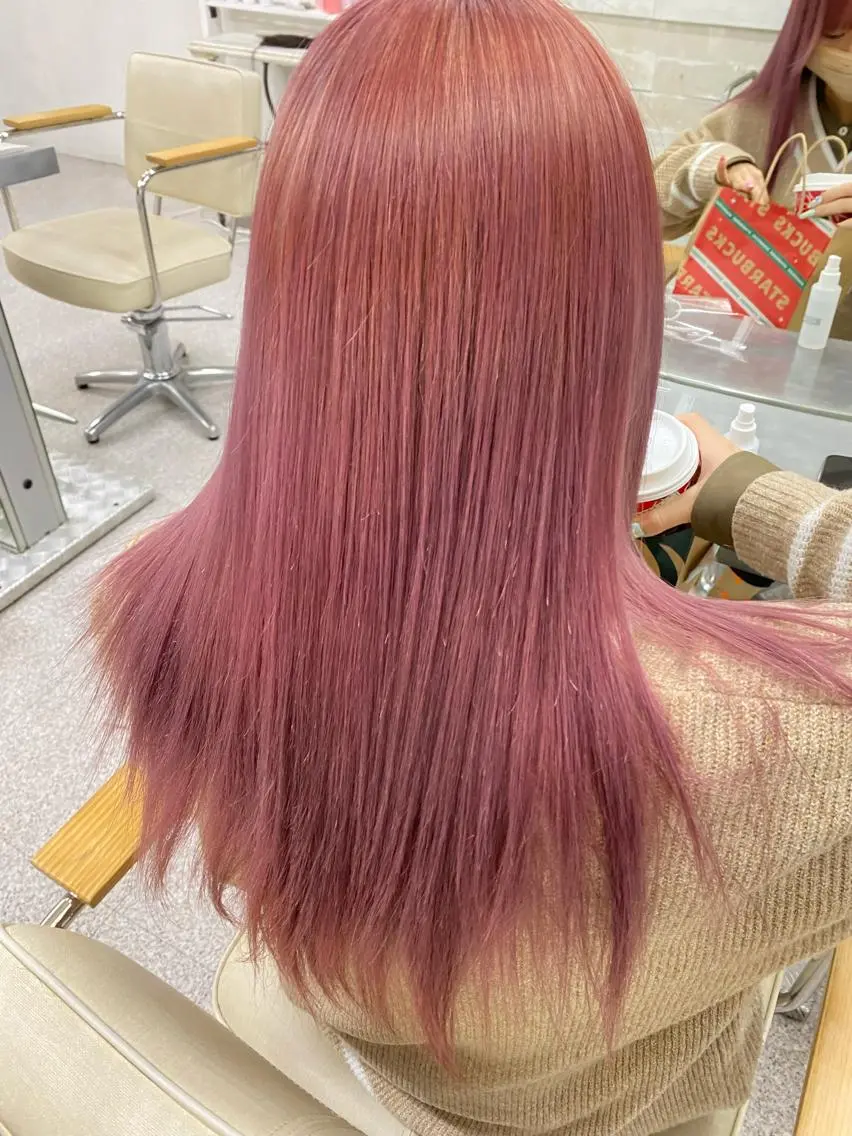 セミロング カラー カット ヘアカラー トリートメント レイヤーウルフ エクステ磯部のヘアスタイル