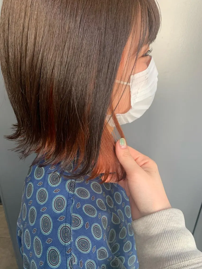 ショート カラー ヘアアレンジ サナ🌱 切りっぱなしボブのヘアスタイル