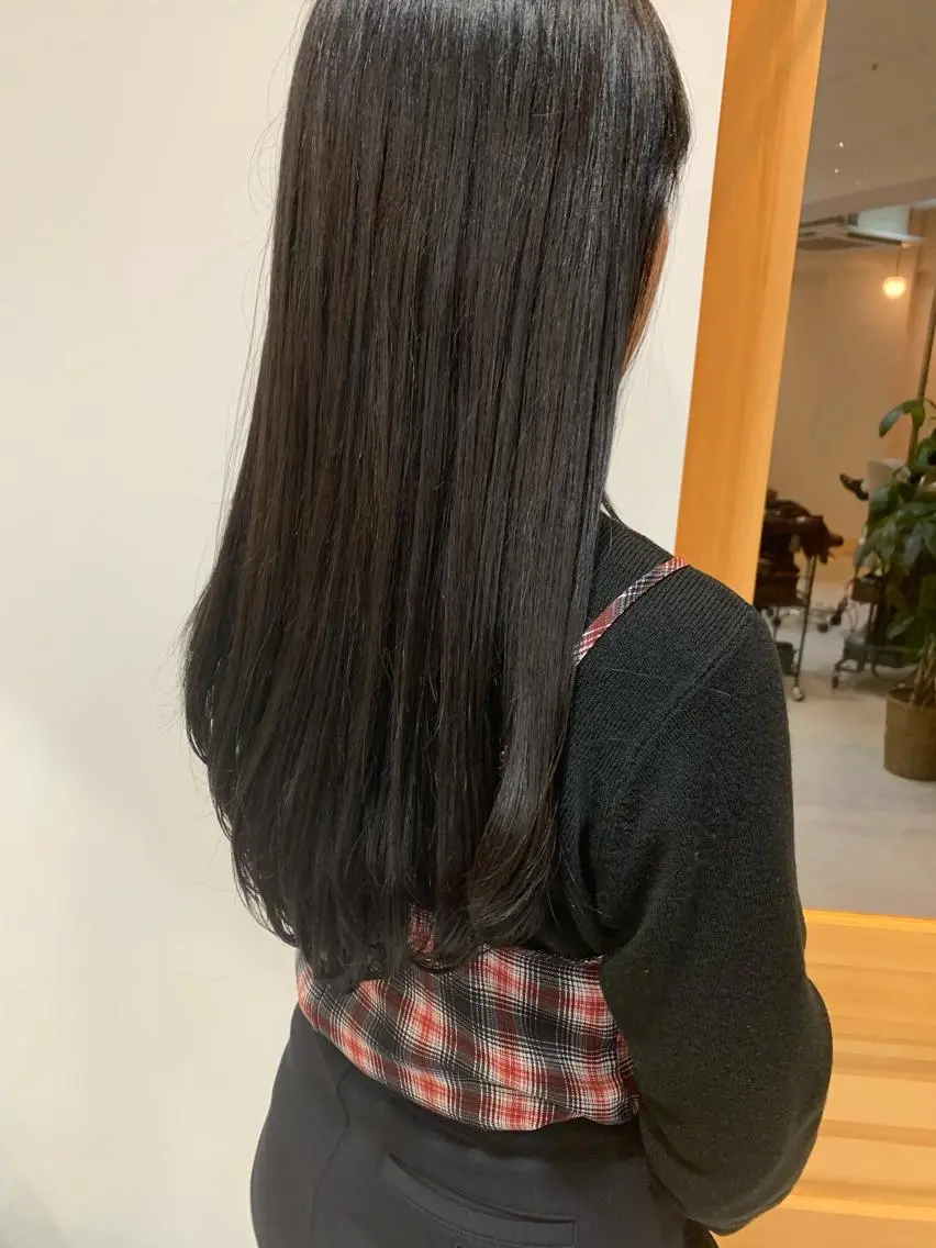 ロング カラー 黒髪 名駅🦢大人艶カラー 🪽カミヤアカネのヘアスタイル