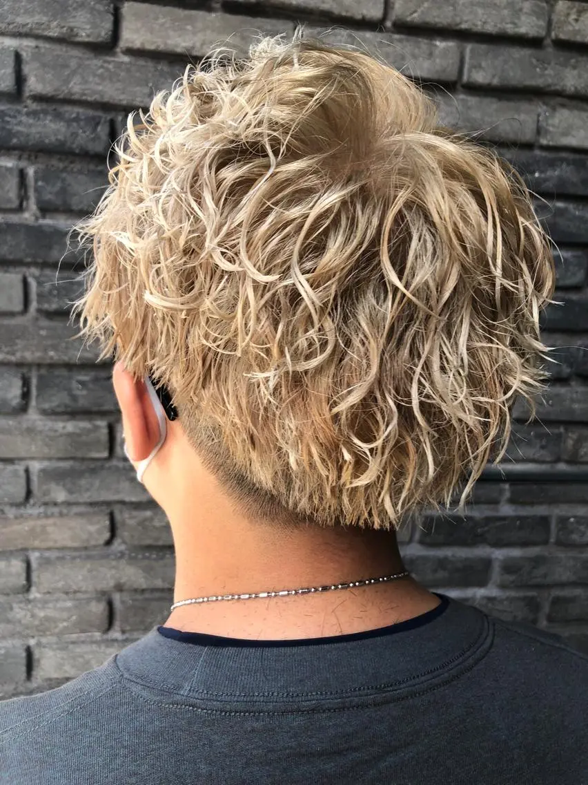 パーマ メンズ メンズブリーチ メンズパーマ 佐伯 凌太郎のヘアスタイル