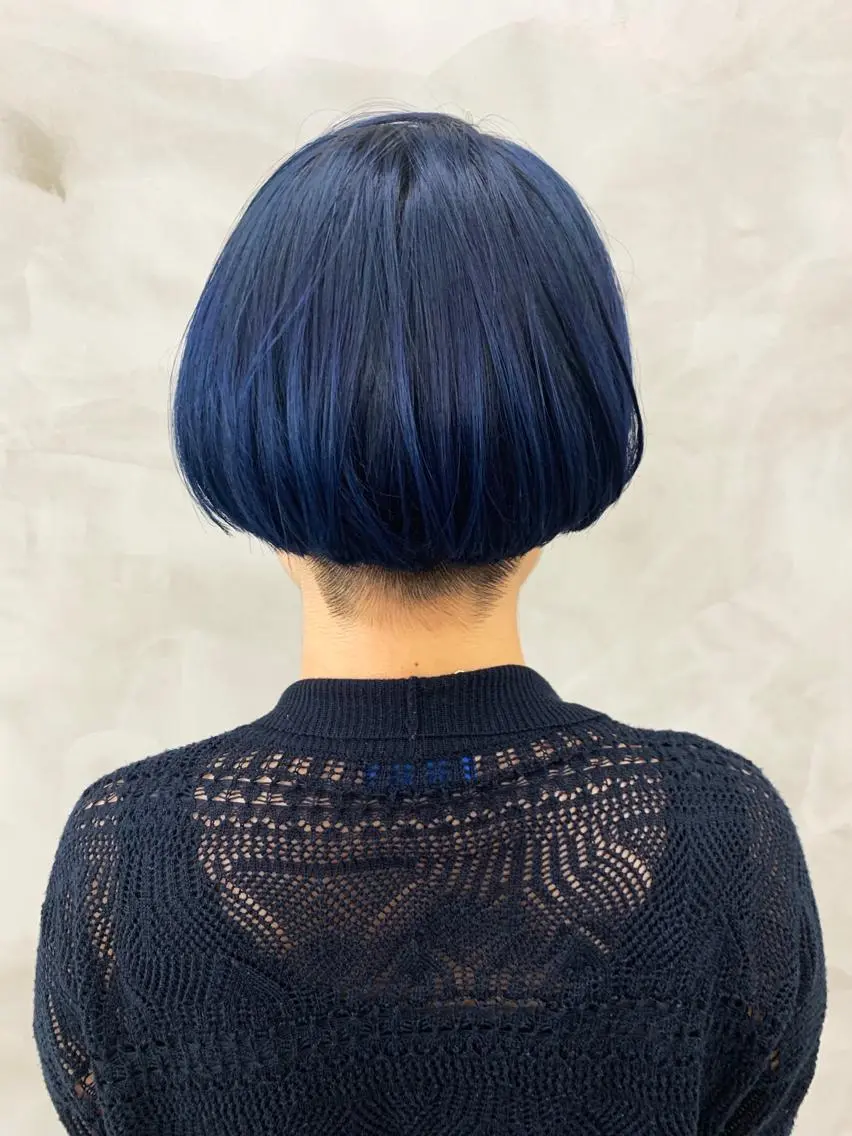 カラー ショートボブ ボブ ヘアカラー トリートメント 💓パーマ，💗 レイヤーカットのヘアスタイル