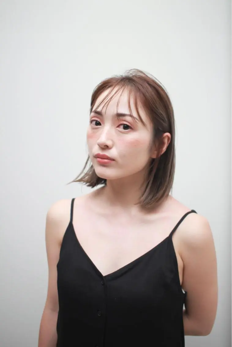 ミディアム カラー ボブ シースルーバング トリートメント 秋葉 一郎のヘアスタイル