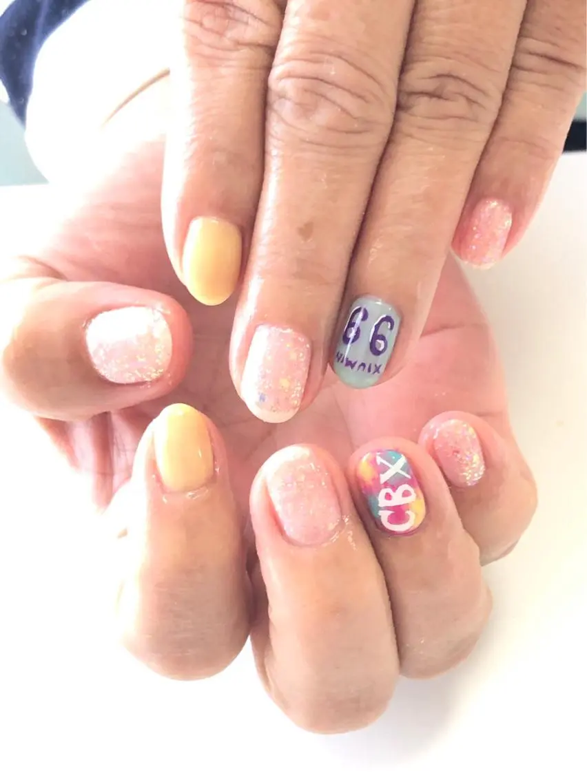 ネイル アートネイル 長さ出し フットネイル グリーン ニュアンスネイル Lily Roseスタッフ一同のマツエク・マツパデザイン