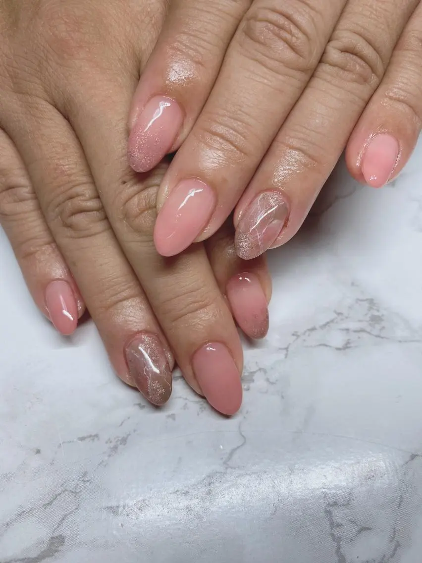 ネイル ミラーネイル Nail salon Museのネイルデザイン