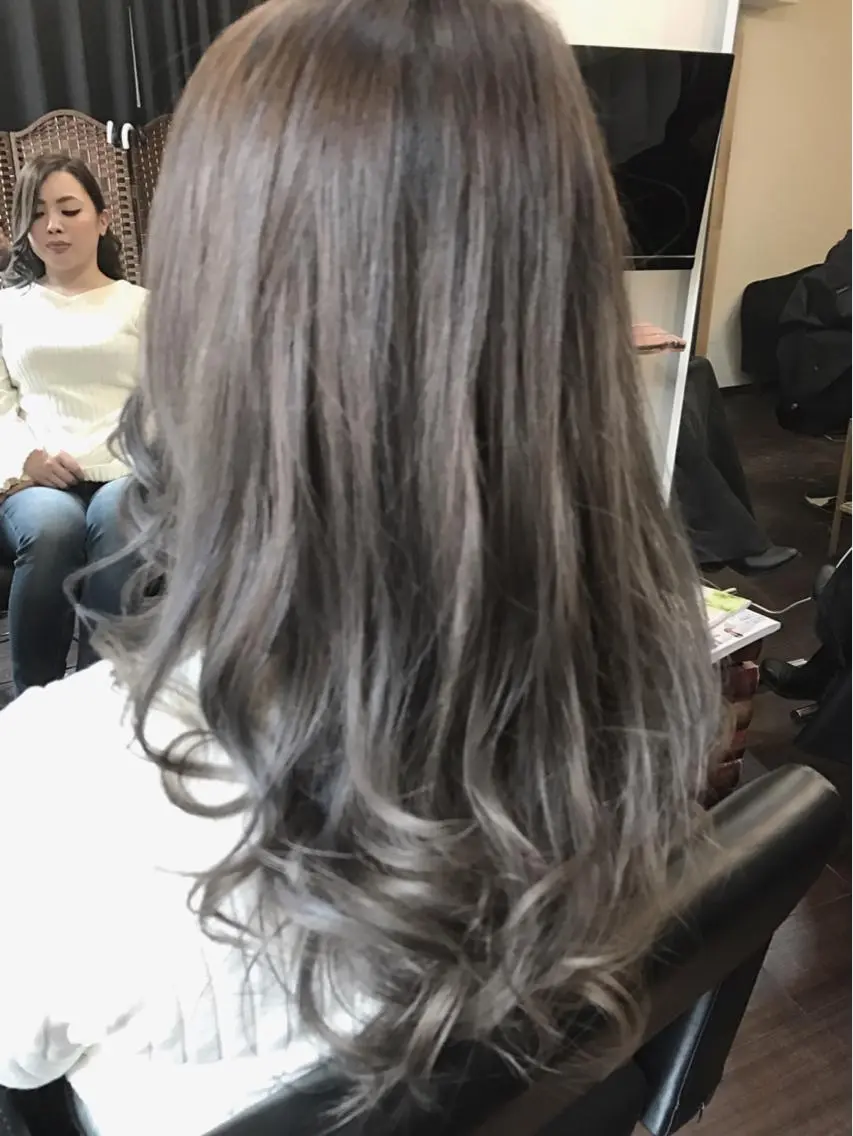 ロング カラー ヘアアレンジ アッシュ 外国人風カラー BOBシークレット じょうじ⭐️のヘアスタイル