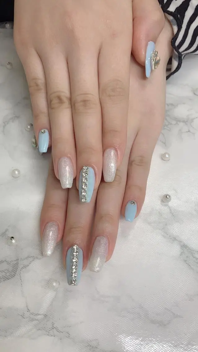 ネイル ハンドネイル はな💎ネイル ワンホン、長さ出しのネイルデザイン