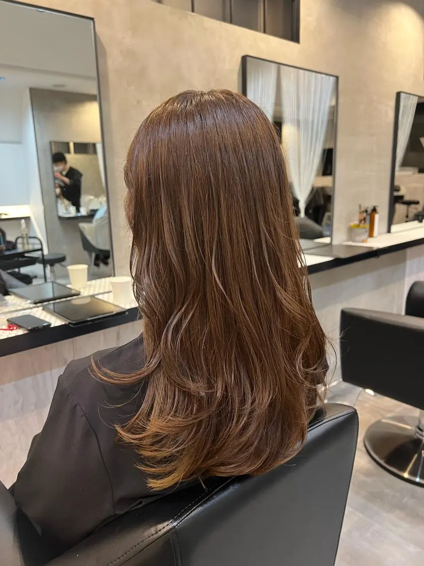 ロング カラー ベージュカラー ラベンダーカラー ラベンダーベージュ ヘアカラー トリートメント 工藤 梨花のヘアスタイル