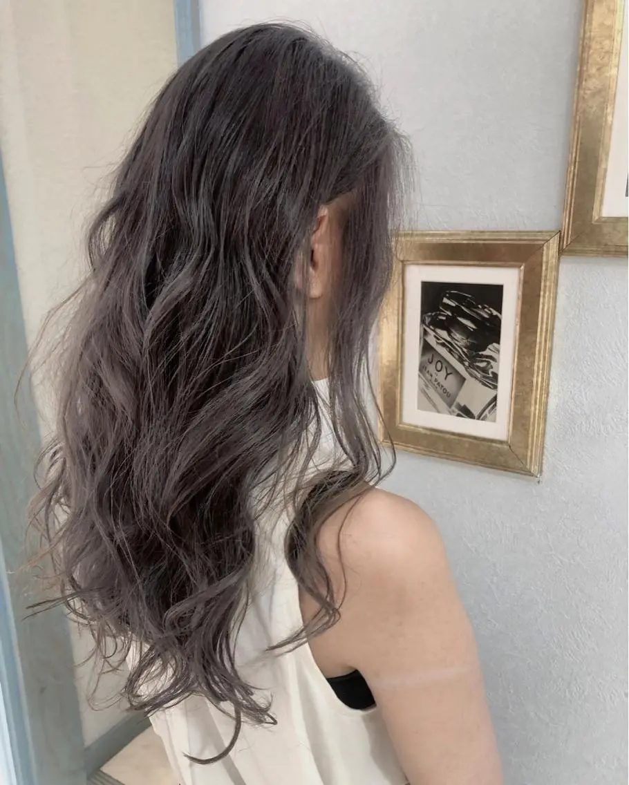 ロング 髪質改善 縮毛の達人 矢井由真のヘアスタイル