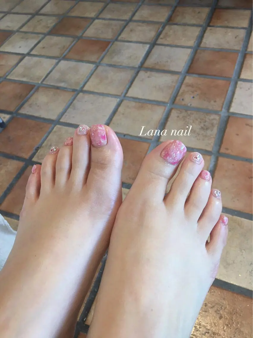 ネイル フットネイル Lana nailのネイルデザイン