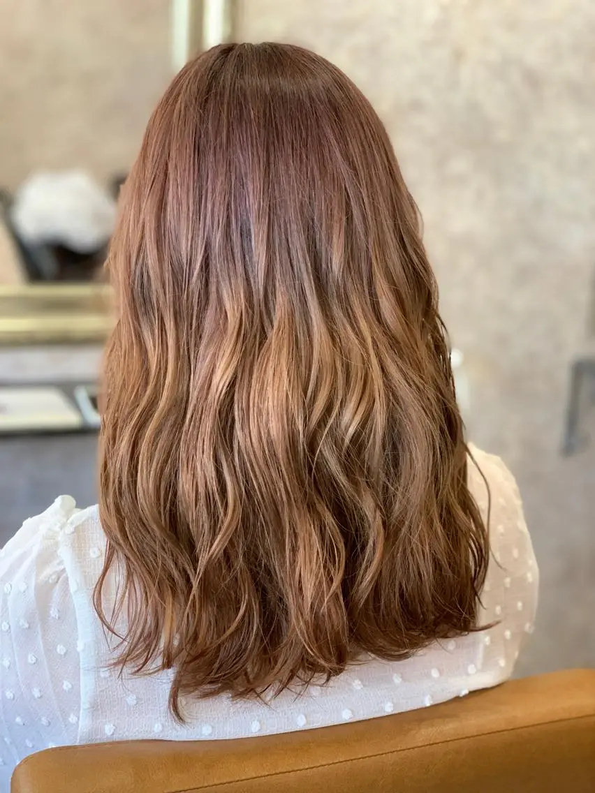 ロング メンズスタイル バレイヤージュ　齋藤のヘアスタイル