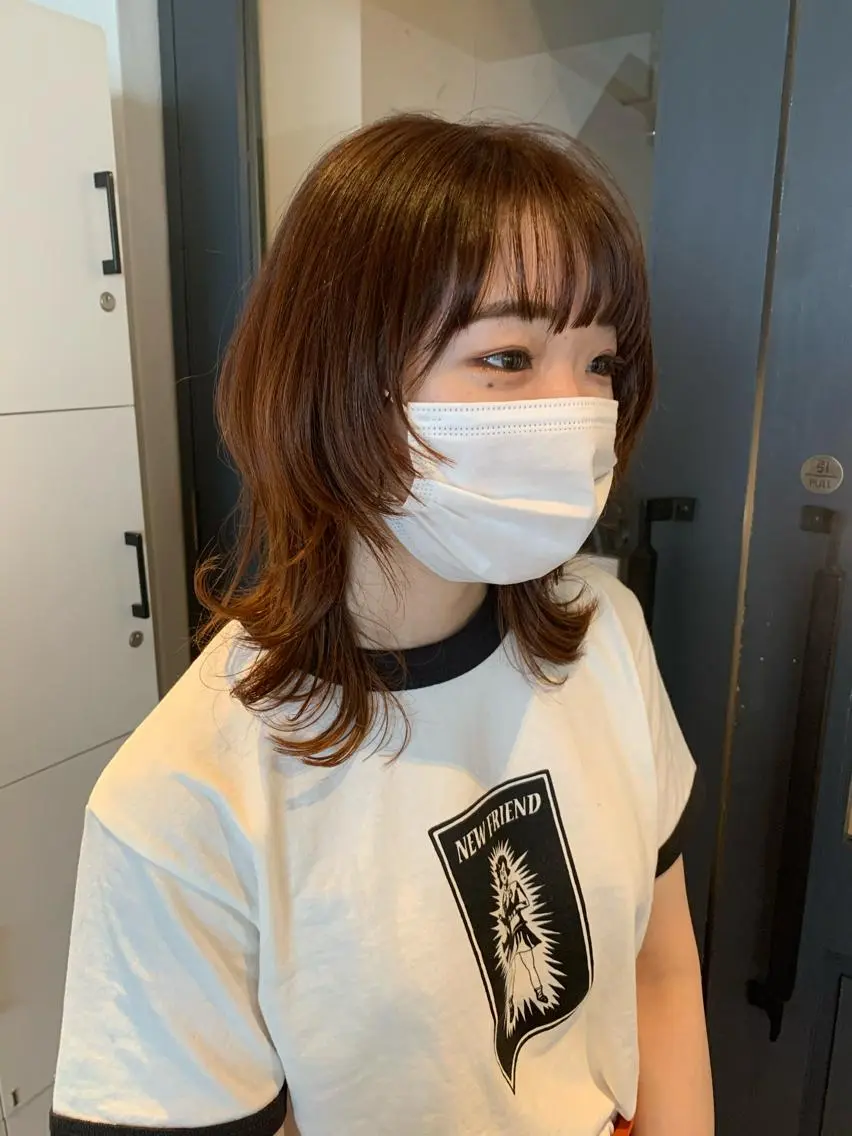 ミディアム カラー パーマ ヘアアレンジ メンズ キッズ ネイル マツエク・マツパ ブラウンカラー オレンジ オレンジブラウン カラーマツエク ハイレイヤー ウルフレイヤーカット /チヒロのヘアスタイル