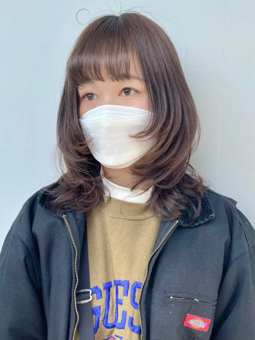 ミディアム カラー アディクシーカラー ブリーチ ケアブリーチ ダブルカラー イヤリングカラー カット トリートメント もにか🌞原宿/渋谷 🌝ブリーチカラーのヘアスタイル