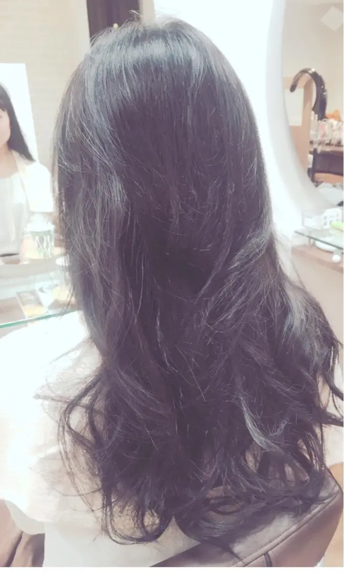 ロング カラー ヘアアレンジ ロング yoshimi .のヘアスタイル