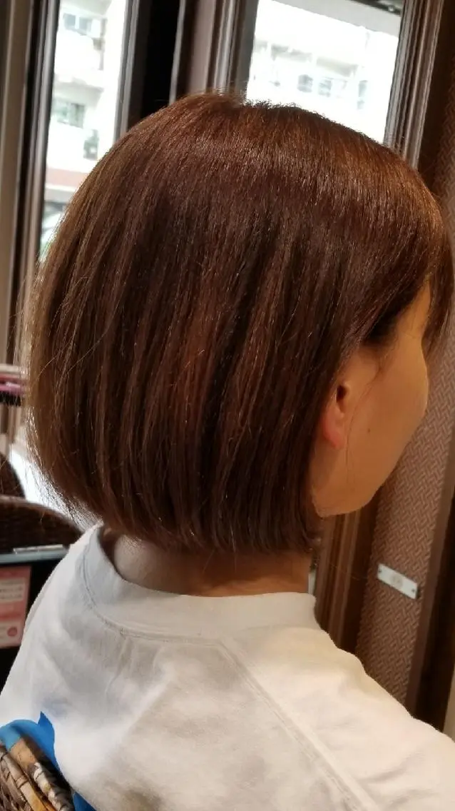 ミディアム 高口 雅のヘアスタイル