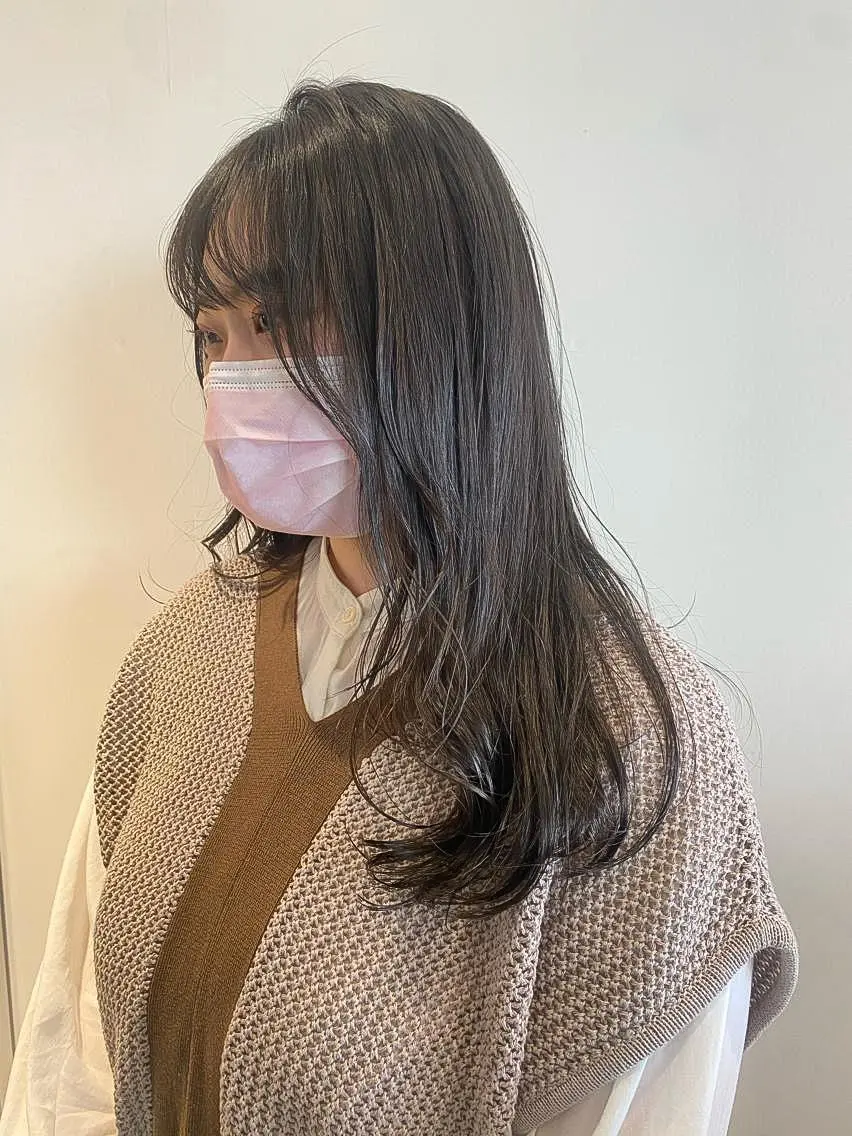 セミロング カラー 圧倒的透明感カラー nana🦕のヘアスタイル