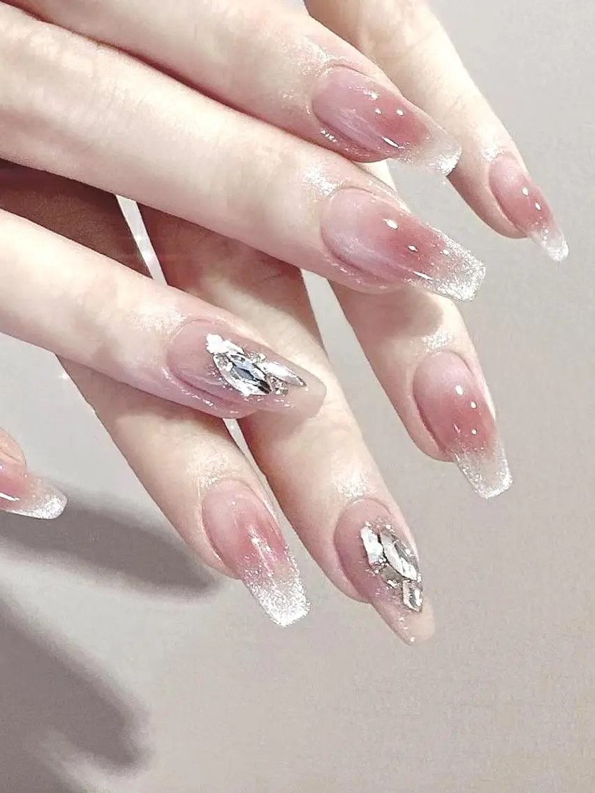 ネイル モデル募集Coco Nailのネイルデザイン