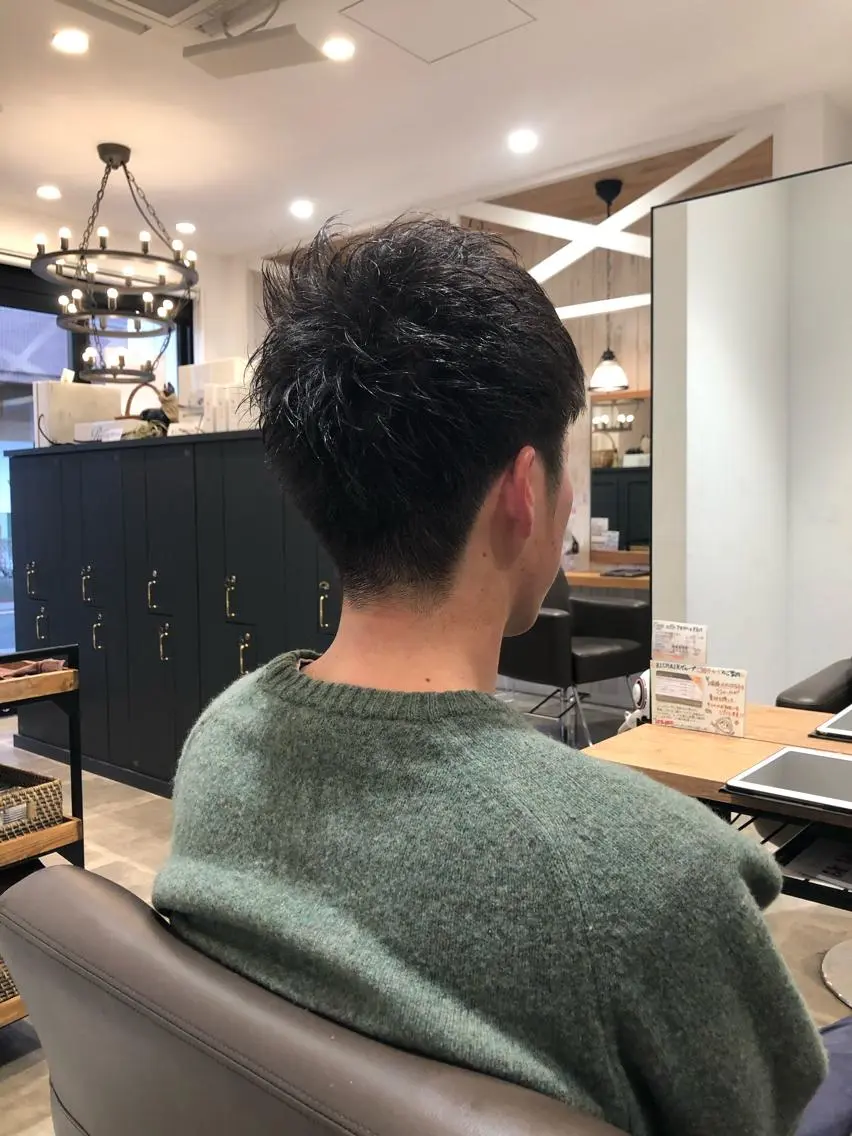 ショート メンズ 鈴村 大介のヘアスタイル