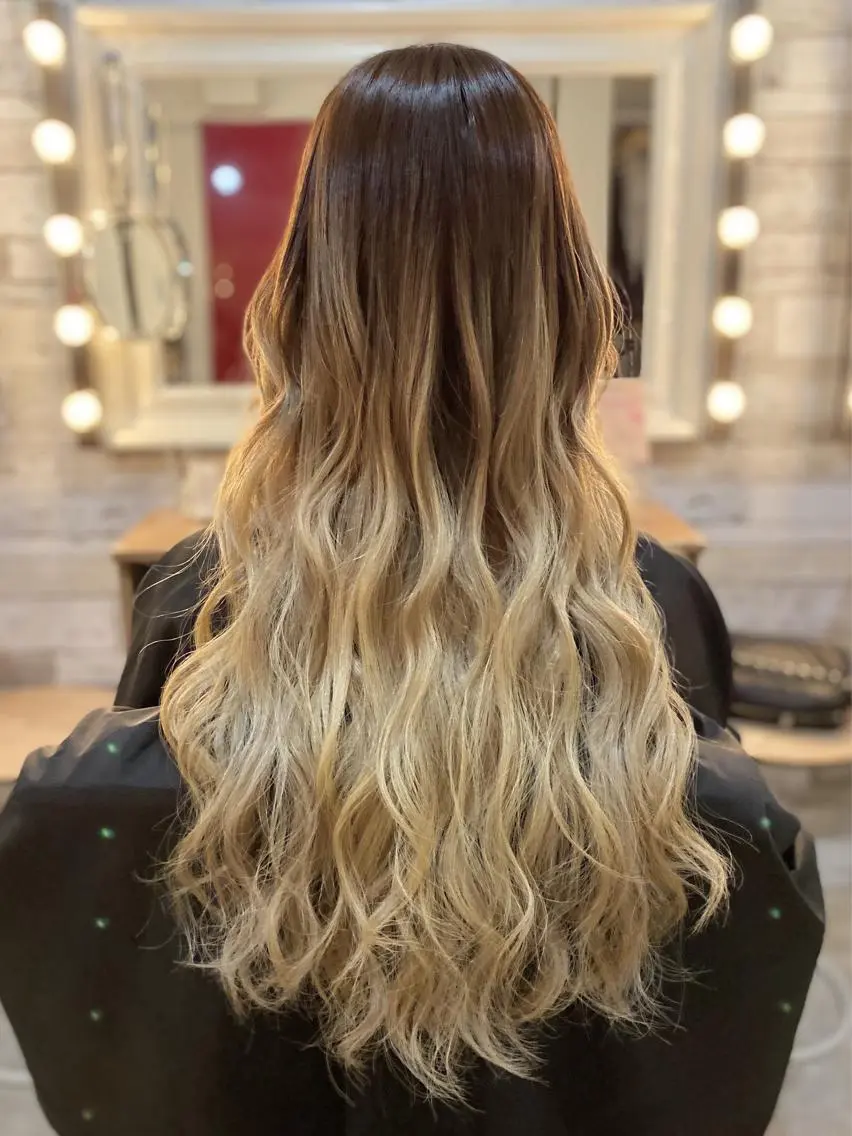 ロング カラー ヘアアレンジ グラデーションカラー ハイトーンカラー Hair Make Salon ZEROのヘアスタイル