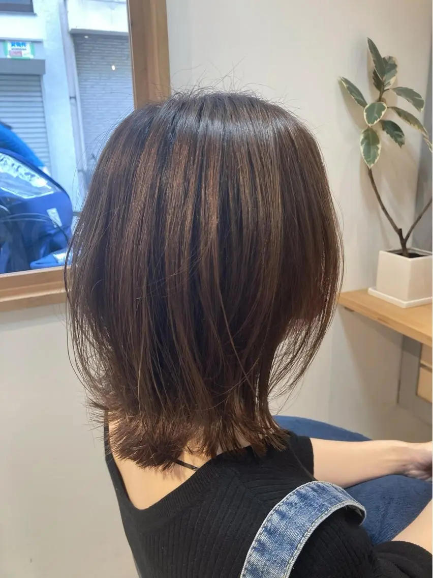 ミディアム カラー 透明感カラー グレージュ 【女性指名No.1】 西口直子のヘアスタイル