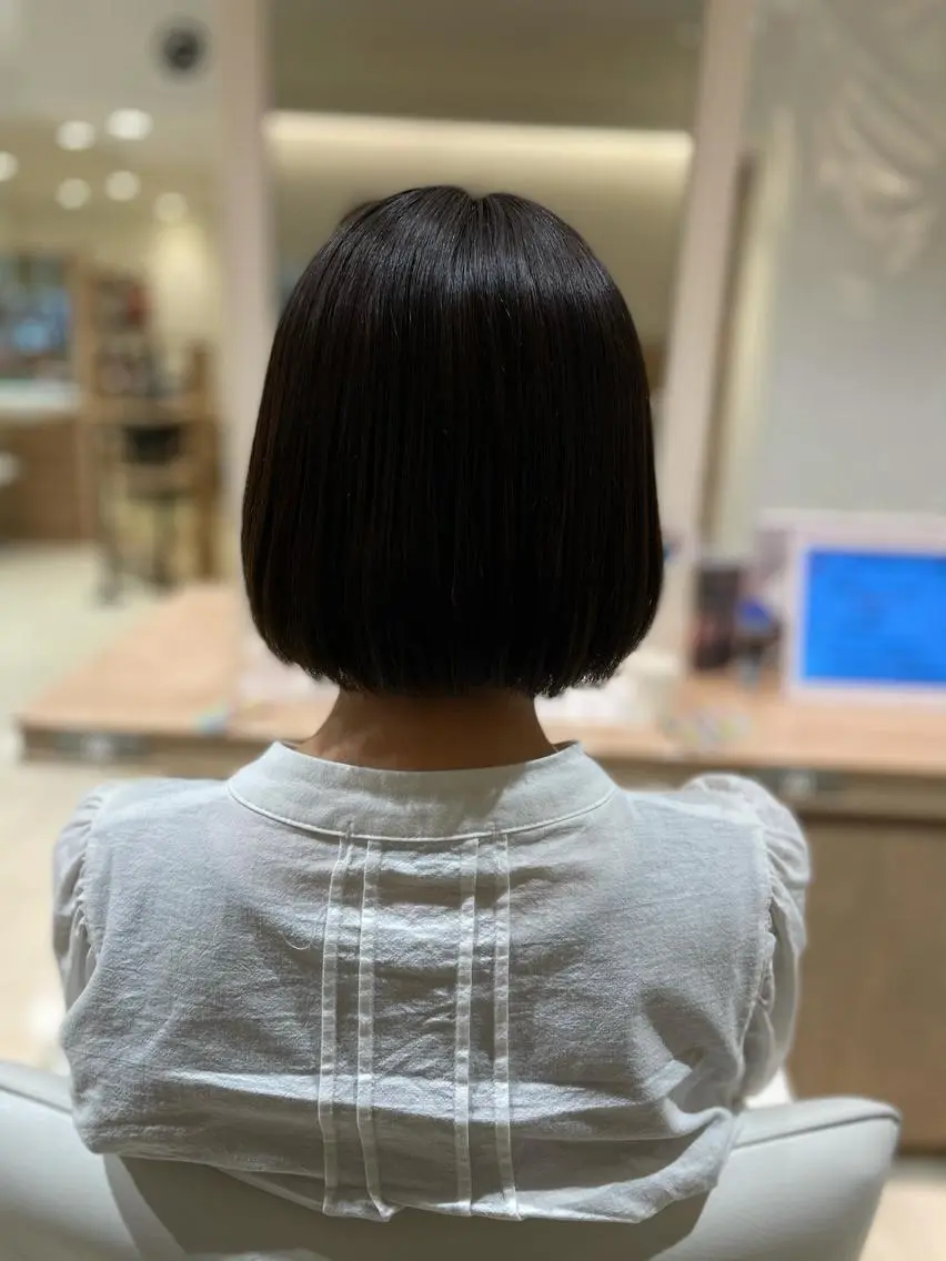ミディアム カラー 銀座シロー　村山 レツのヘアスタイル