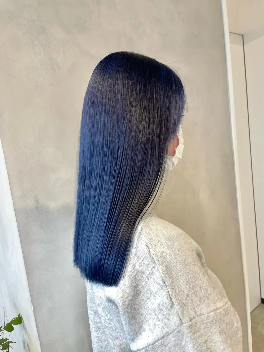 ロング カラー ブルーカラー ネイビーカラー ハイトーン×レイヤー /遠藤将太のヘアスタイル