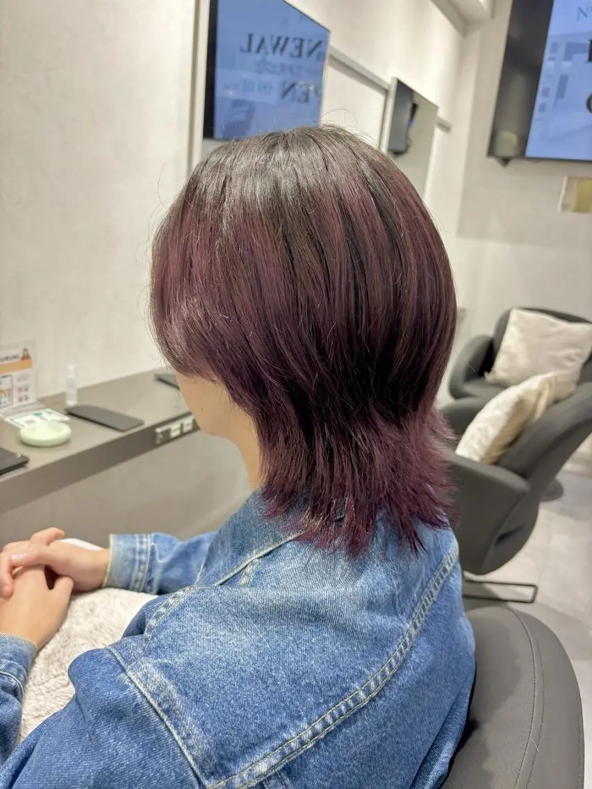 ミディアム メンズ ミディアムパーマ フェザーパーマ マッシュ メンズパーマ 学生(メンズ向け) カット ヘアカラー トリートメント N° jemica 札幌のヘアスタイル