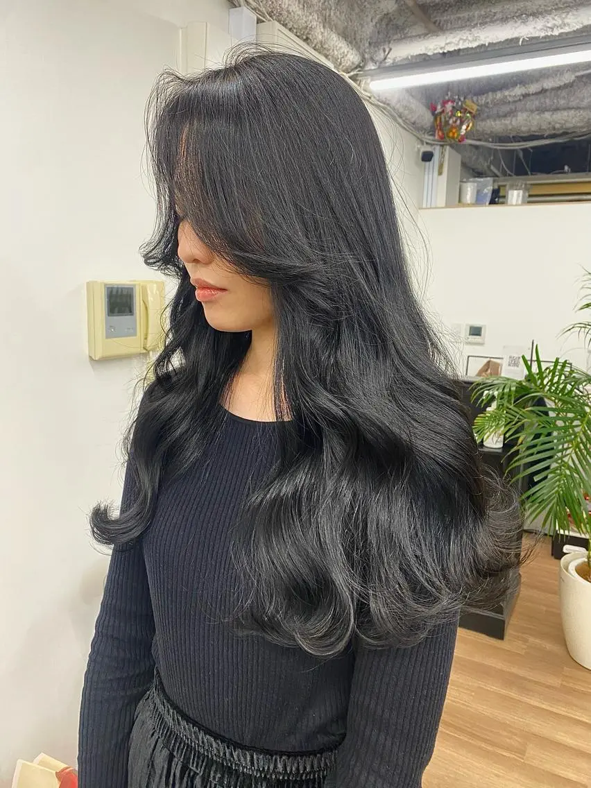 ロング カラー パーマ ヘアアレンジ メンズ キッズ ネイル マツエク・マツパ アイブロウ メンズバレイヤージュ メンズブリーチ メンズハイライト メンズハイトーン メンズインナーカラー カット ヘアカラー トリートメント 顔まわりレイヤー× 韓国ヘアオタベシンヤのヘアスタイル