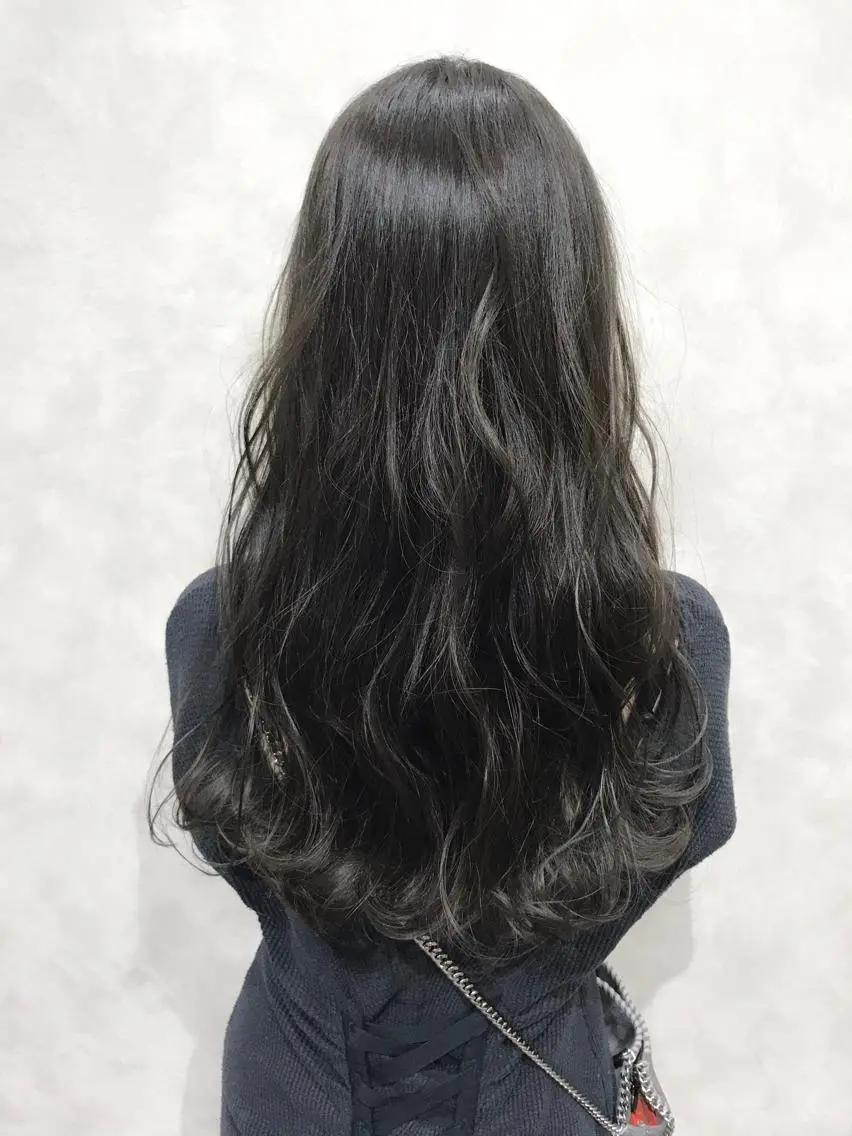 ロング カラー ブリーチ ブリーチなしカラー オリーブカラー カット ヘアカラー トリートメント 丹羽 隼人/髪質改善 /韓国ヘア🇰🇷のヘアスタイル