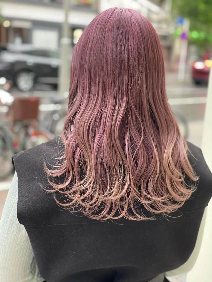 セミロング 名古屋ハイトーン/ 🐶ブリーチ専門店のヘアスタイル