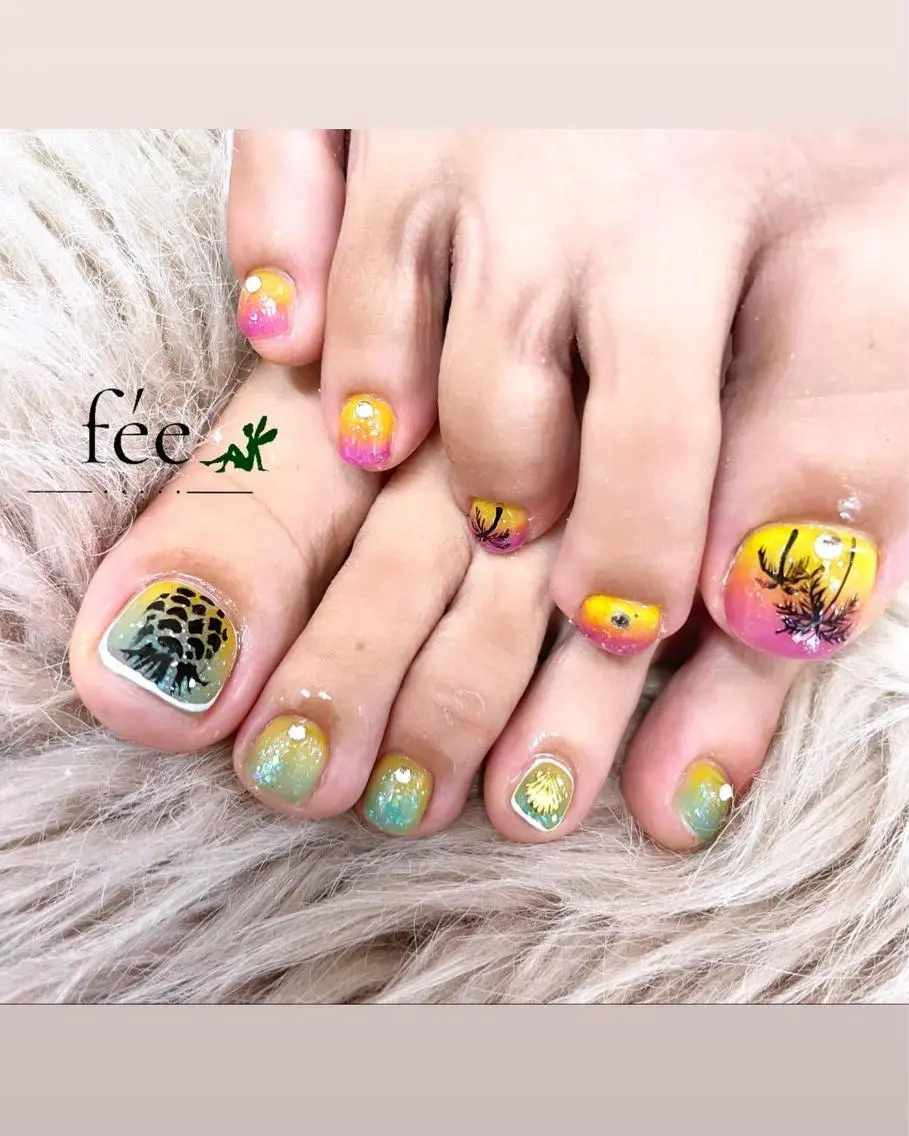 ネイル フットネイル ジェルネイル マグネットネイル ミラーネイル パラジェル フットネイル nail salon fee（フィー）のネイルデザイン