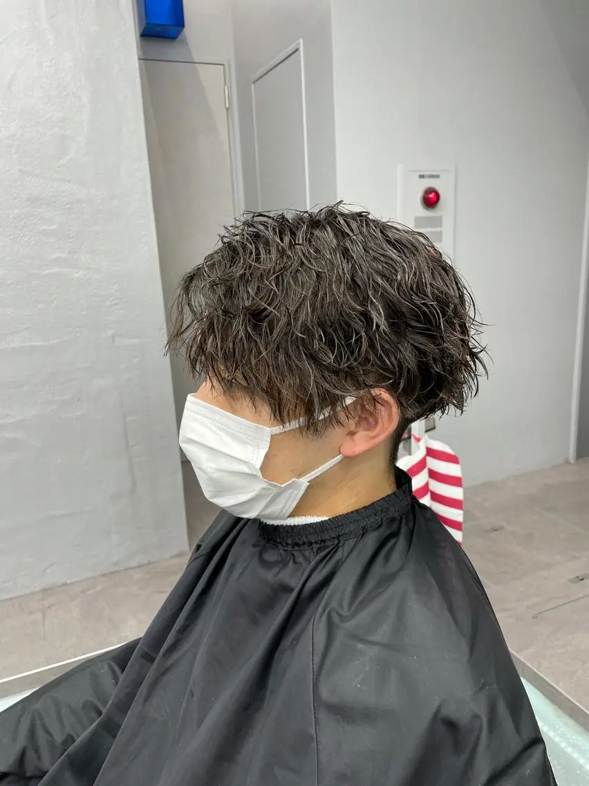 ショート カラー パーマ メンズ 🔥メンズカラー🔥 セヤシュウヘイのヘアスタイル