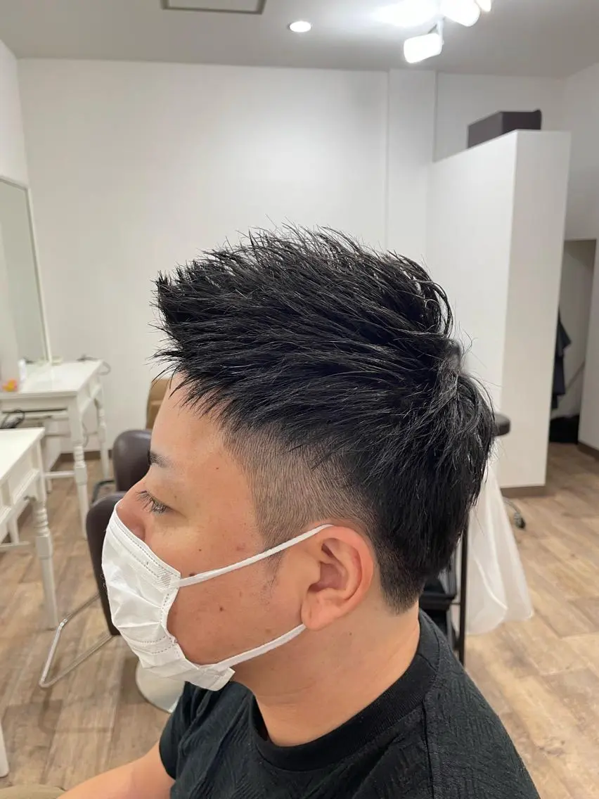 ショート メンズ 佐々木 浩之のヘアスタイル