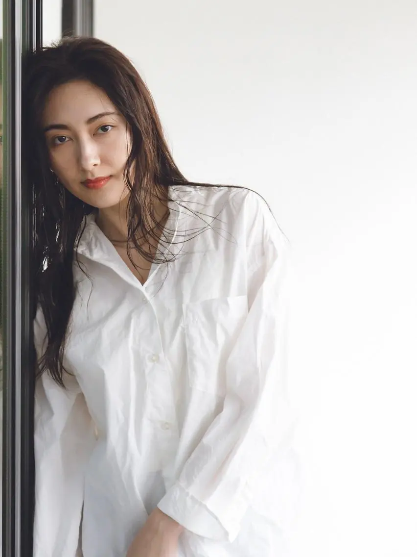 ロング 柳下 涼のヘアスタイル