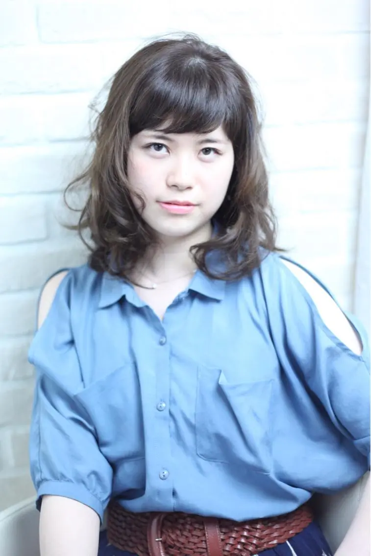 ミディアム 縮毛矯正/髪質改善 継続する美髪のヘアスタイル