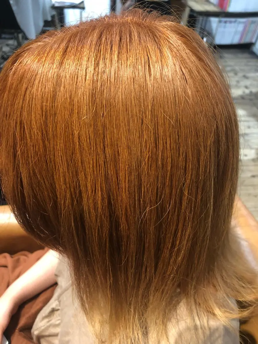 ミディアム カット ヘアカラー ナカオ ヤストシのヘアスタイル