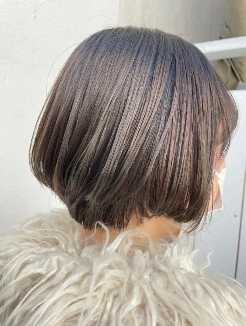 ショート カラー パーマ ヘアアレンジ ボブ ショートヘア 縮毛矯正 トリートメント ストレートパーマ 髪質改善🫧美髪矯正 🤍Yuiのヘアスタイル